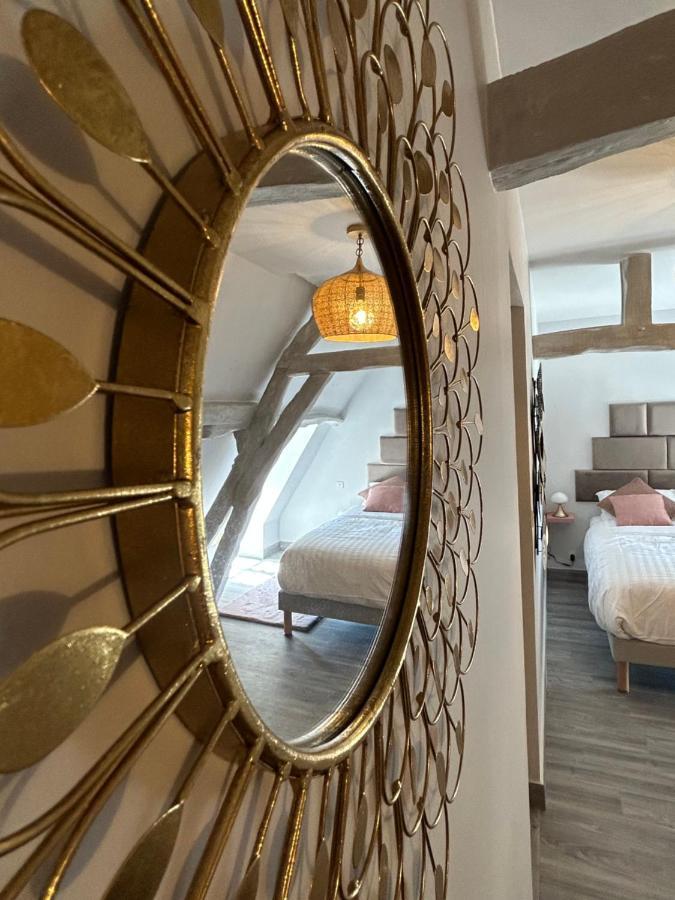 Demeure Du Vallon - Chambres D'Hotes De Charme Azerat Exterior foto